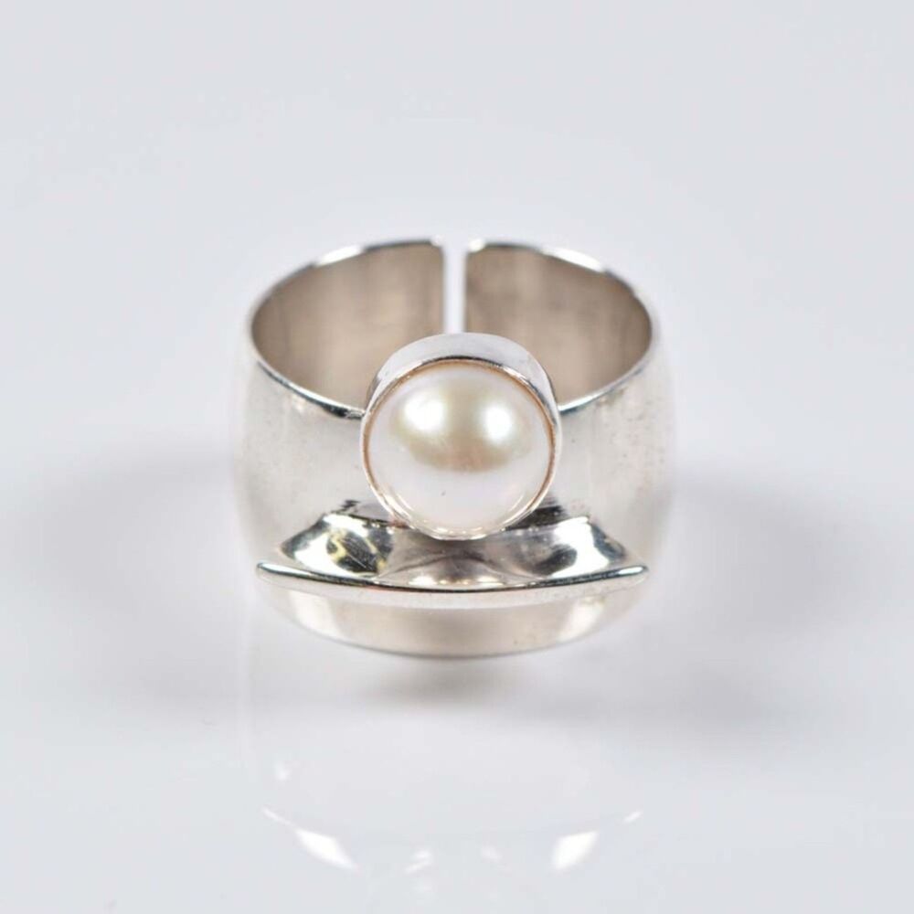 Vintage Lilly Barrack Open Bypass Freshwater Pearl Statement Ring size 8.75